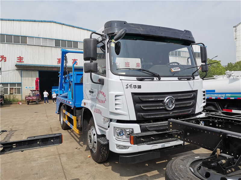 8方10方摆臂式污泥专用车