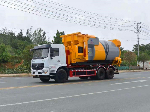 后双桥18方20方勾臂式垃圾车